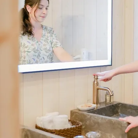 מלון Chateau Luxe Avec Spa Privatif Aulteribe - Le Peydebe Vieille-Brioude